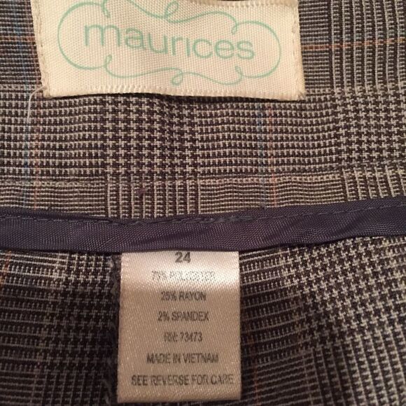 Maurice’s Pants  - Picture 4 of 4